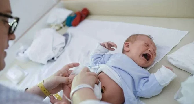 Cermati Kemungkinan Anak Laki-laki Anda Terkena Hipospadia