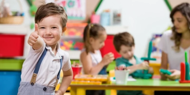 Kapan Sebaiknya Anak Masuk Daycare?